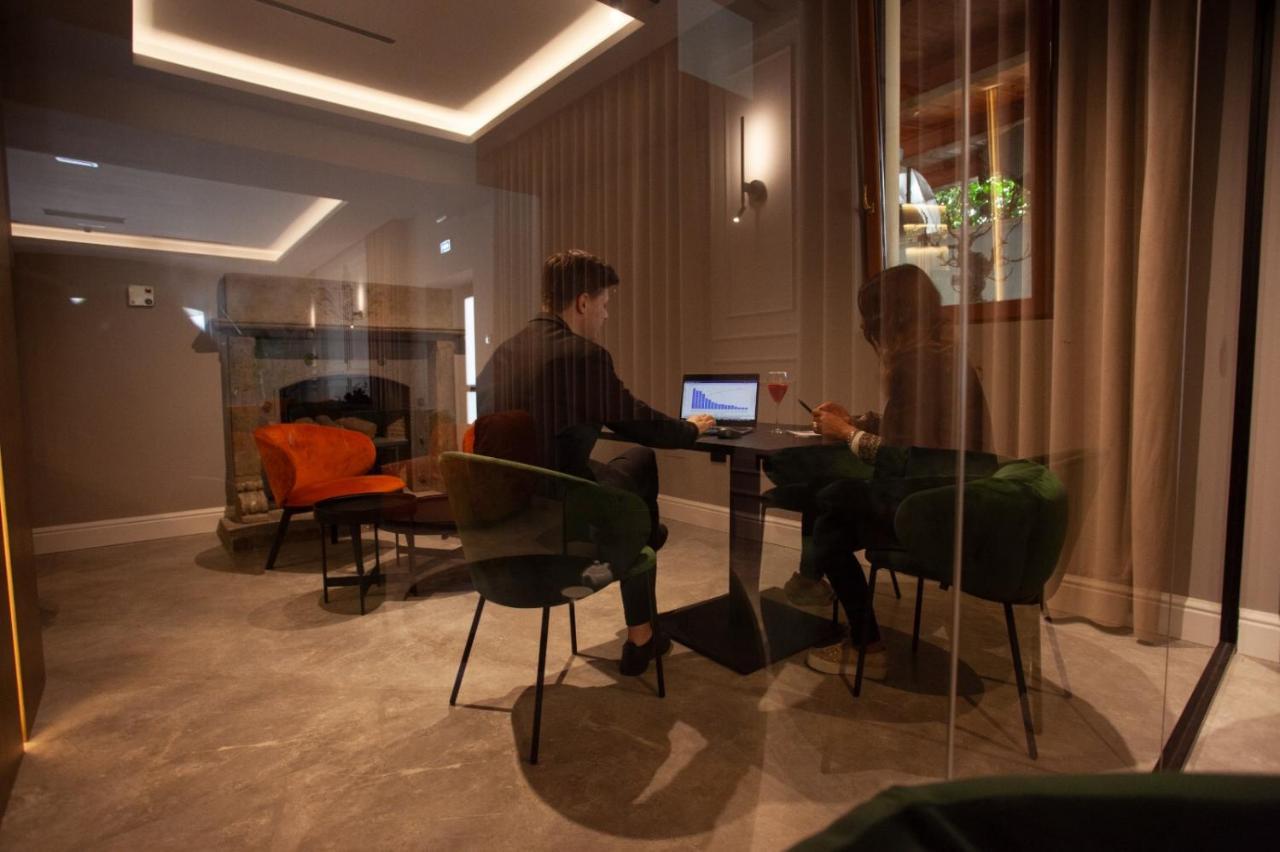Bel Sito Hotel Due Torri Manocalzati Екстериор снимка
