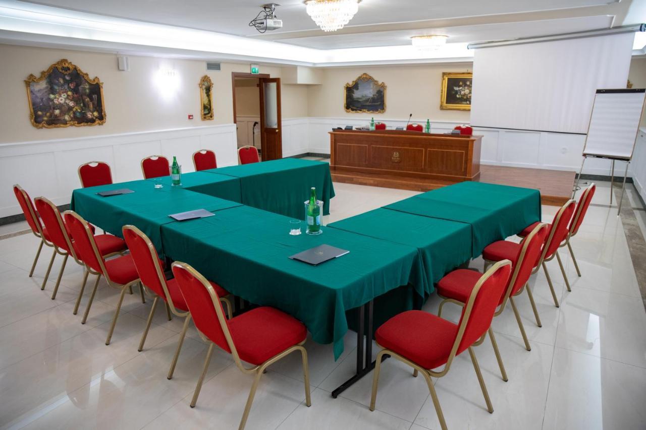 Bel Sito Hotel Due Torri Manocalzati Екстериор снимка