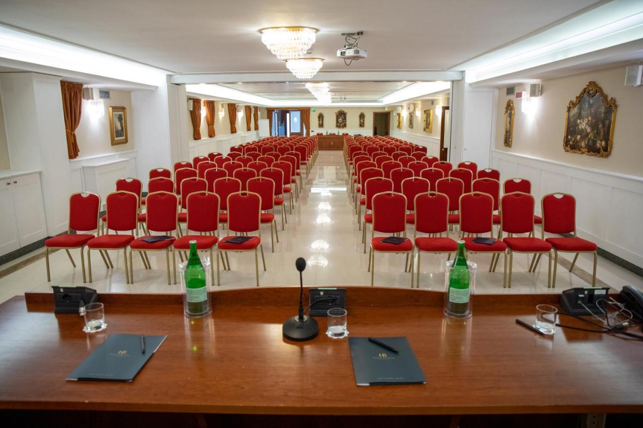 Bel Sito Hotel Due Torri Manocalzati Екстериор снимка