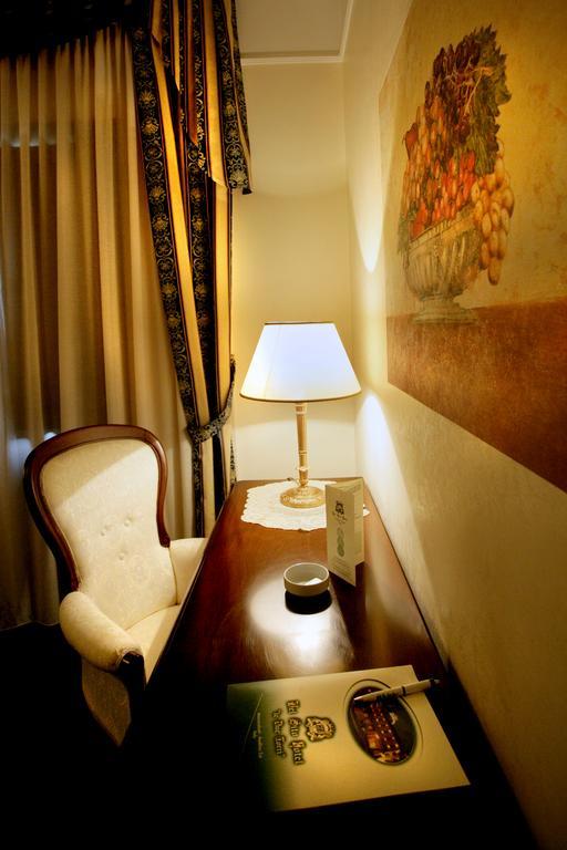 Bel Sito Hotel Due Torri Manocalzati Екстериор снимка