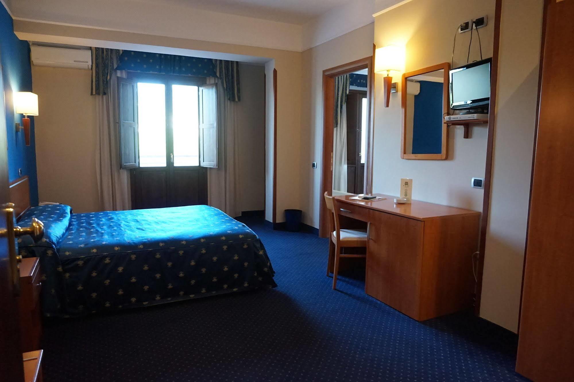 Bel Sito Hotel Due Torri Manocalzati Екстериор снимка